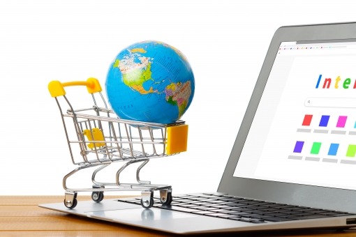 Internet販売事業部